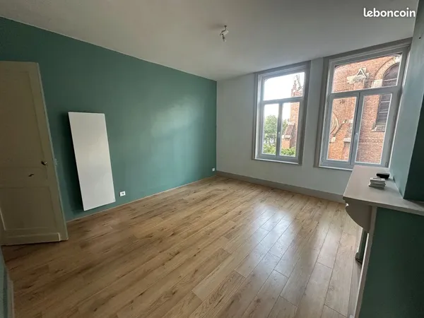 Maison . 4 pièces . 85m²