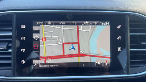 Peugeot 308 SW 2.0 BlueHDi 150 EAT6 - GT Line – 2016 – 141482 km – Diesel – Boîte Automatique — photo 5