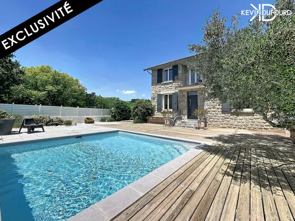 Vends maison en pierres - 130 m² - 6 pièces, 4 chambres - Aubenas 07200