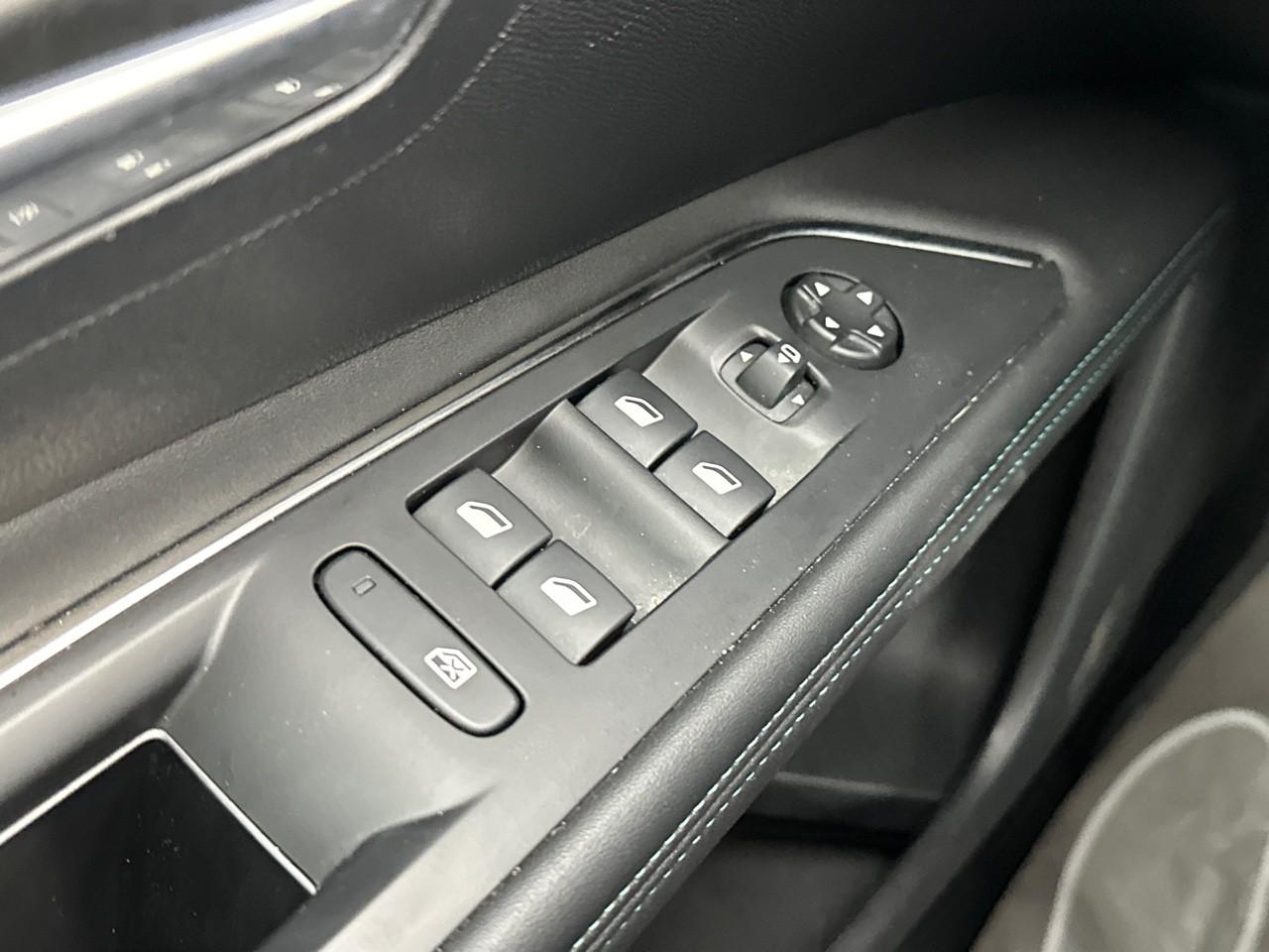 Peugeot 3008 hybrid 225 e-eat8 allure pack — photo 15