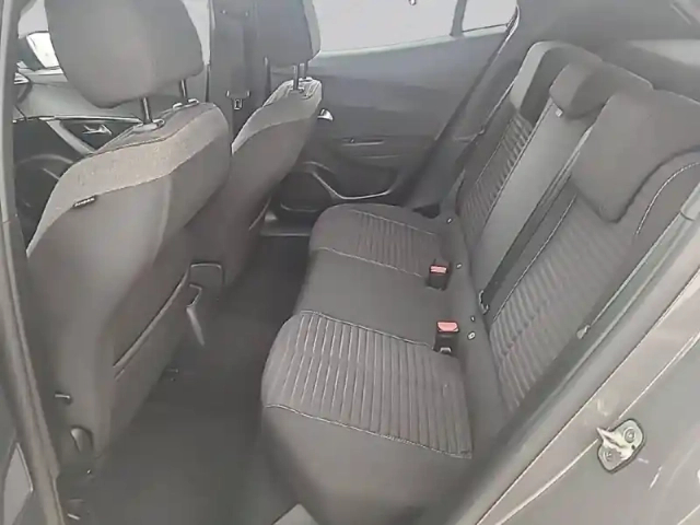 Peugeot 2008 puretech 100 s&amp;s bvm6 — photo 12