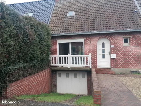 Maison avec grand jardin