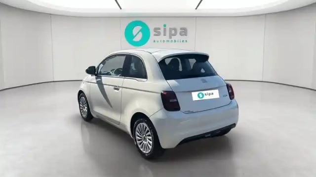 Fiat 500 e 95 ch — photo 3