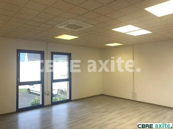 Bureaux 85 m²