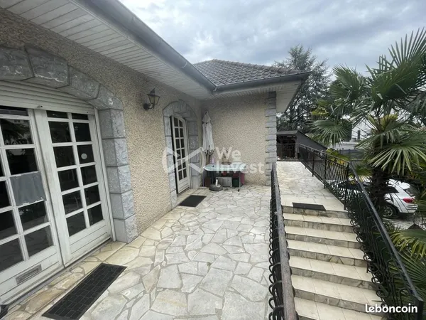 Maison 6 pièces 280 m²
