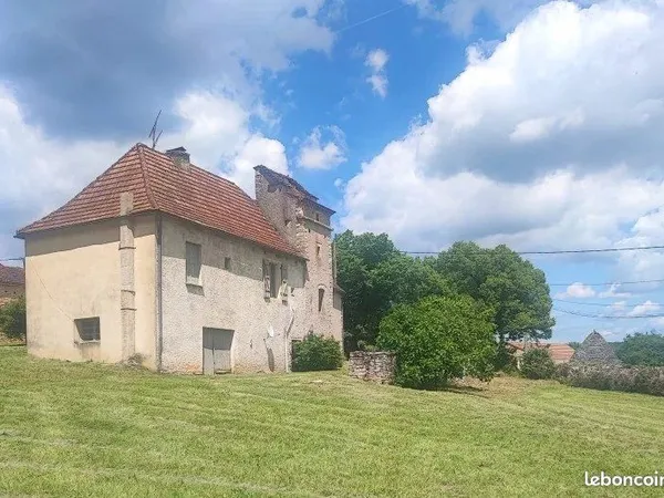 Propriété 100 m² Catus