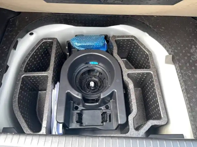 Peugeot 208 puretech 75 s&amp;s bvm5 — photo 40