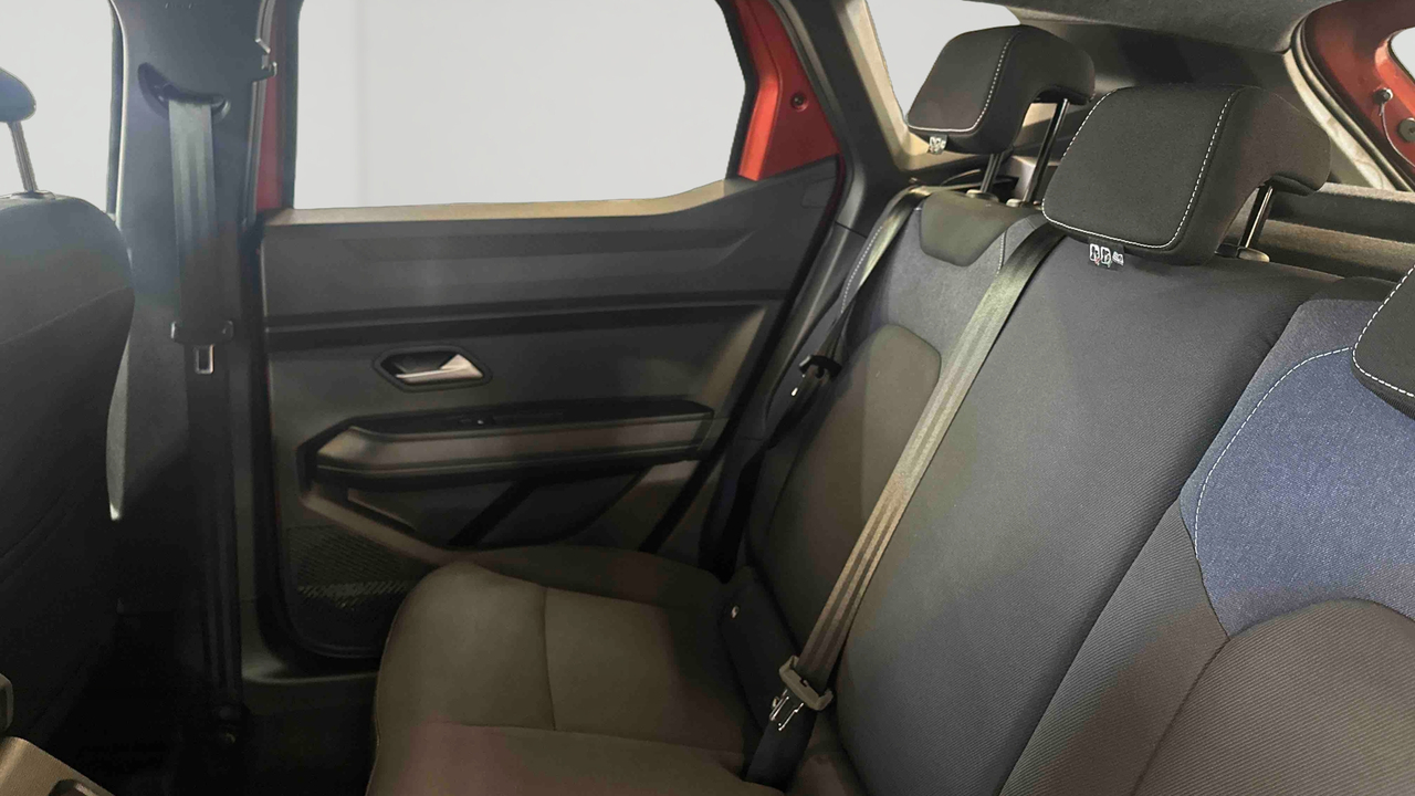 Dacia Duster Hybrid 140 — photo 29