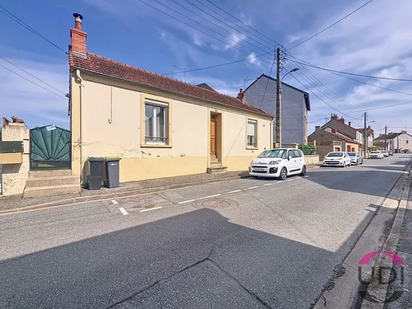 Maison de ville à Montluçon - Profil investisseur !!!