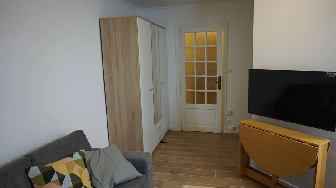 Photo 6