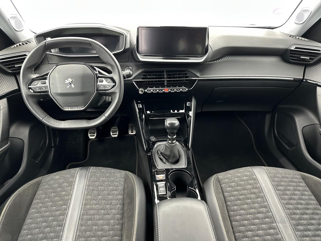 Peugeot 2008 puretech 130 s&s bvm6 roadtrip — photo 11