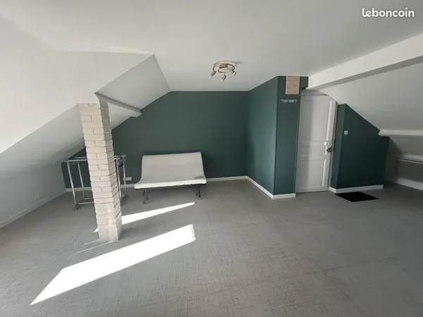 Studio 1 pièce 25 m²