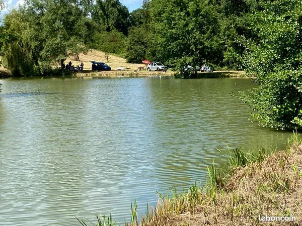 Grand domaine avec étangs