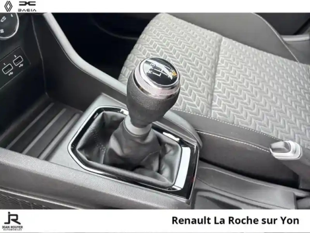 Renault Clio 1.5 blue dci 100ch evolution - 24 — photo 6
