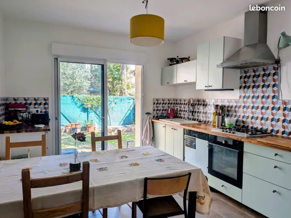 Montpellier Celleneuve au calme beaucoup de charme pour cette maison de 3 Chambres avec Jardin et Tr
