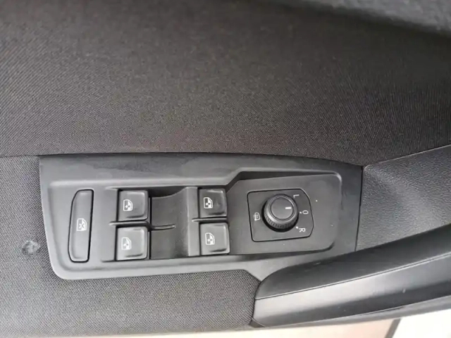 Volkswagen Tiguan 2.0 tdi 150 confortline — photo 18