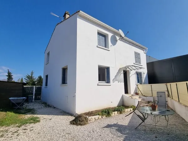 LOCATION MAISON 3 PIECES AVEC JARDIN A SOMMIERES