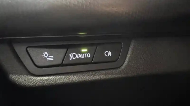 Bmw Serie 2 active tourer 218i 136 ch dkg7 — photo 27