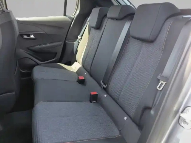 Peugeot 208 turbo 100 ch bvm6 — photo 12
