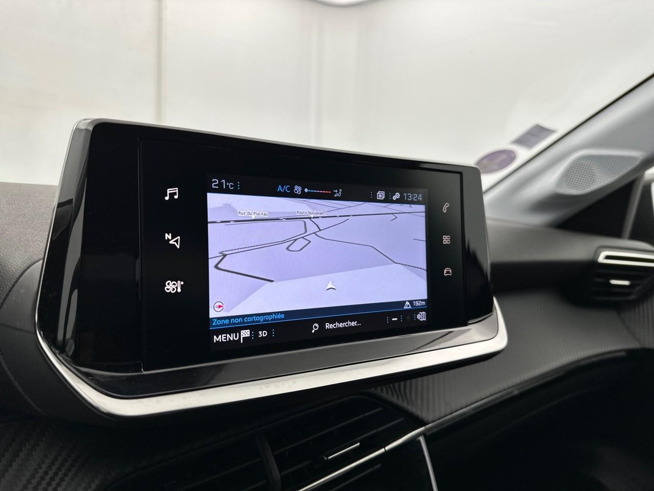 Peugeot 208 puretech 100 s&s bvm6 style — photo 10