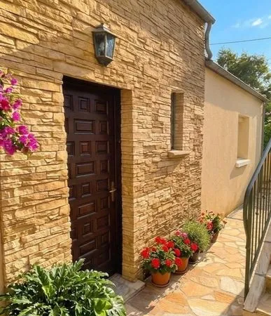 Propriété 7 pièces 140 m²