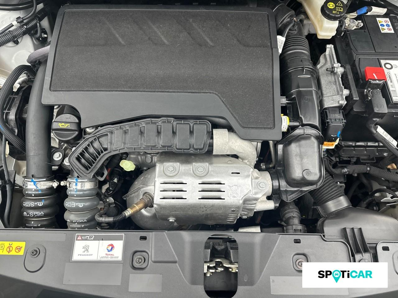 Peugeot 2008 1.2 puretech 130ch s&s roadtrip eat8 — photo 20