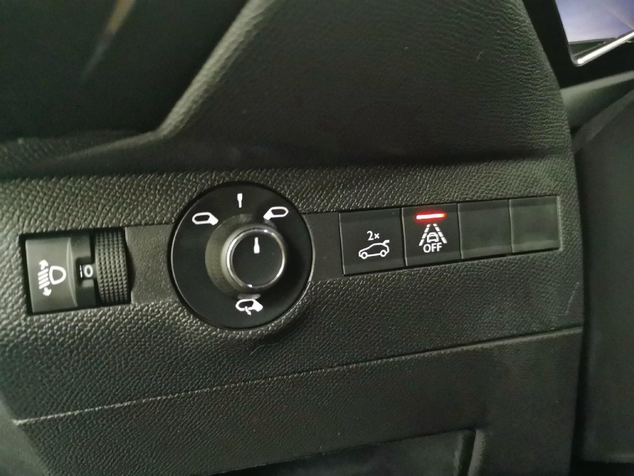 Ds Ds 7 crossback crossback bluehdi 130 eat8 performance line — photo 26