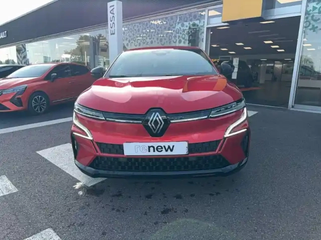 Renault Megane e-tech 220 ch autonomie confort ac7 — photo 8