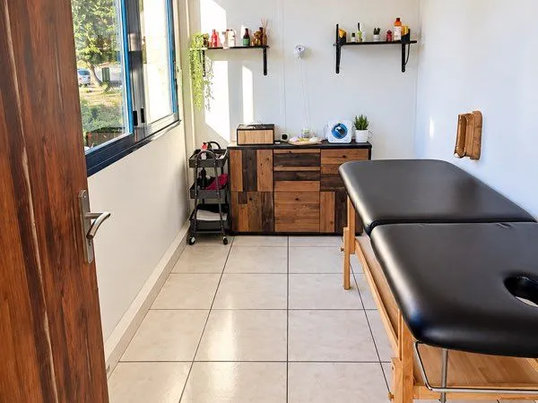 Location cabine / bureau professionnel - marseille la valentine 13011