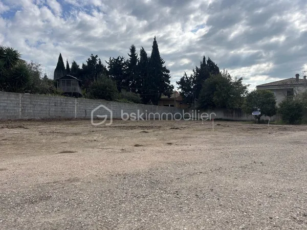 Terrain 356 m²