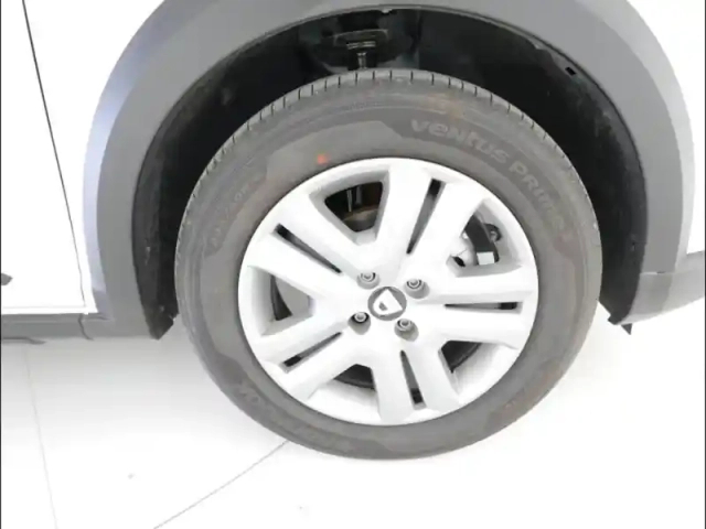 Dacia Sandero 1.0 tce 90ch confort cvt — photo 13