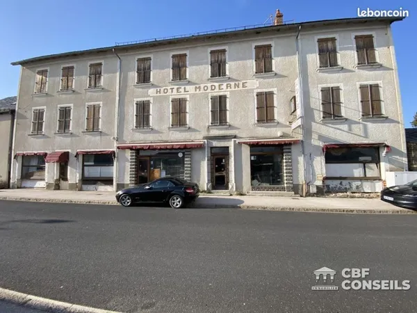 Immeuble 59 pièces 990 m²