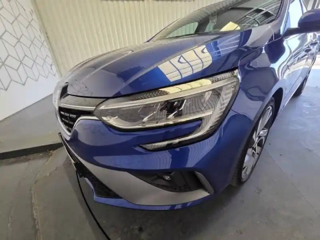 Renault Megane mégane iv berline e-tech plug-in hybride 160 — photo 40