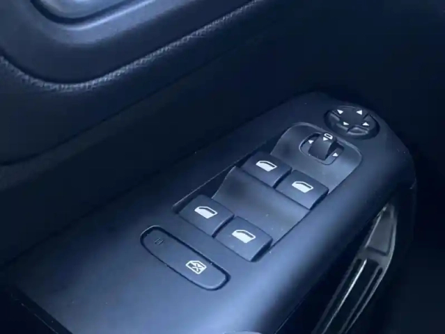 Citroën C5 Aircross bluehdi 130 s&amp;s eat8 shine — photo 19