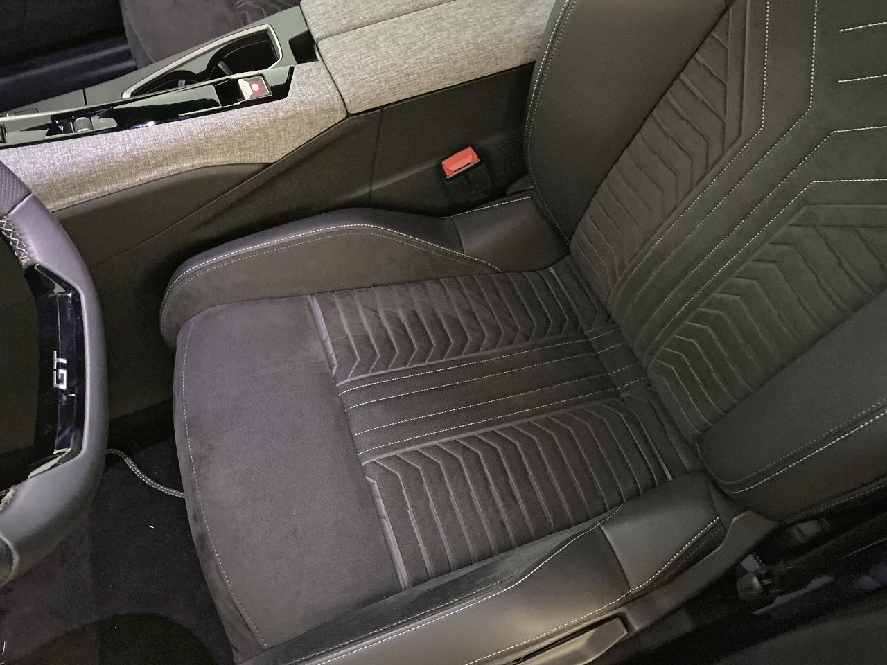 Peugeot 3008 plug-in hybrid 195 e-dcs7 gt — photo 9