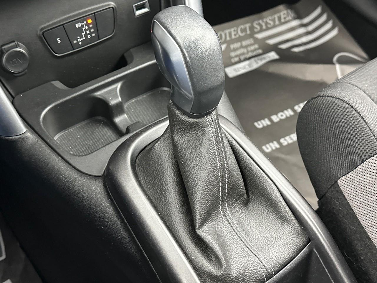 Citroën C3 Aircross puretech 130 s&s eat6 shine — photo 30