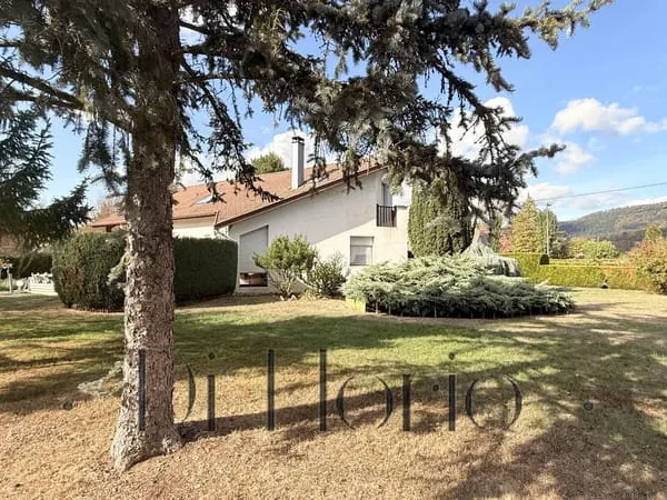 Sainte-Marguerite Belle maison au calme avec vaste terrain