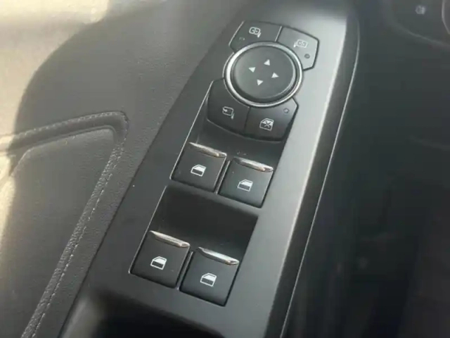 Ford Focus 1.0 ecoboost 125ch st-line bva — photo 11