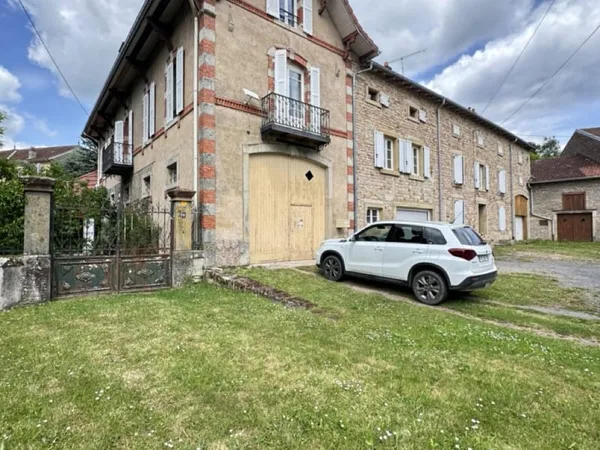 Neufmaisons - Authentique relais poste de 1870 entièrement r