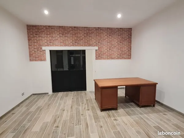 Local commercial