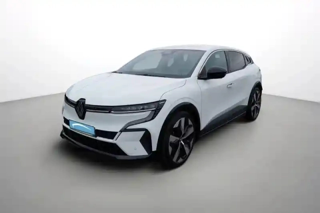 Renault Megane e-tech ev60 220 ch optimum charge — photo 1