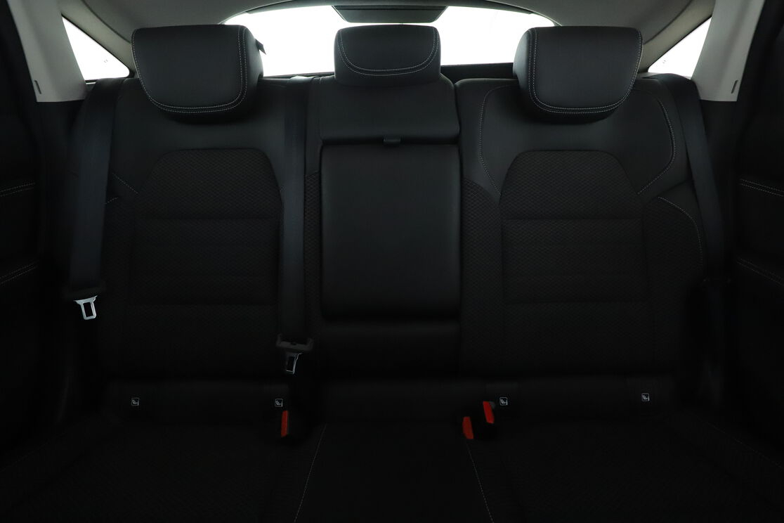 Renault Arkana 1.6 E-Tech Intens — photo 16