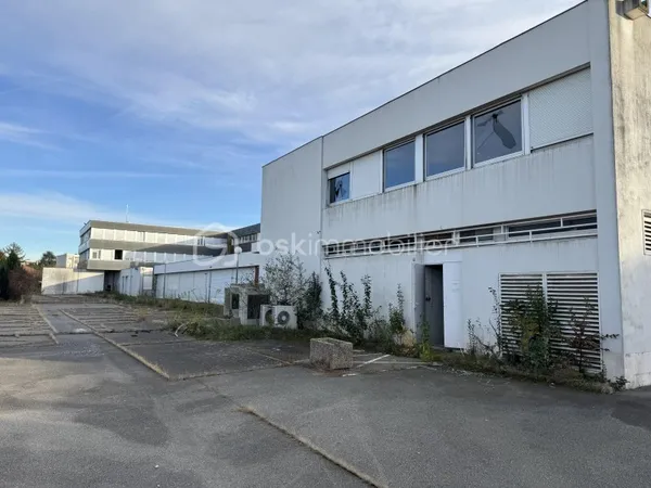 Immeuble 30 pièces 646 m²