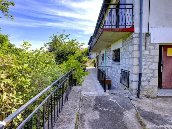 Maison 6 pièces 127 m²