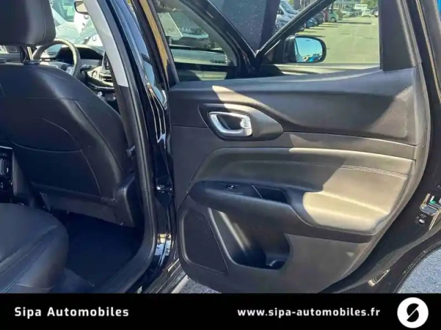 Jeep Compass 1.5 turbo t4 130 ch bvr7 e-hybrid — photo 30