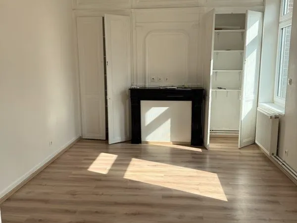 Appartement T3 80 m² - Haubourdin, proche jardin public - dispo de suite