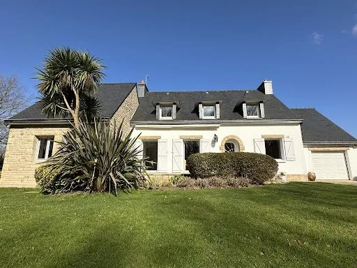 Maison 8 pièces 180 m²