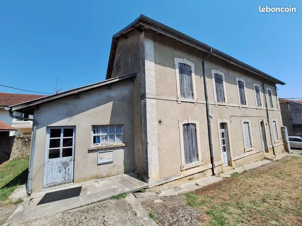 Maison 10 pièces 160 m²