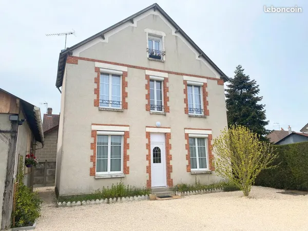 Maison meublée 3 chambres, jardin clos et climatisation - Contres