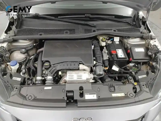 Peugeot 208 puretech 130 s&amp;s eat8 — photo 33